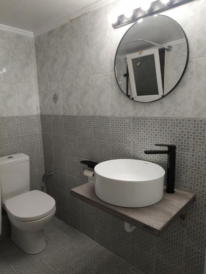 אתונה Cozy Apartment Near Metro Station Agia Marina מראה חיצוני תמונה